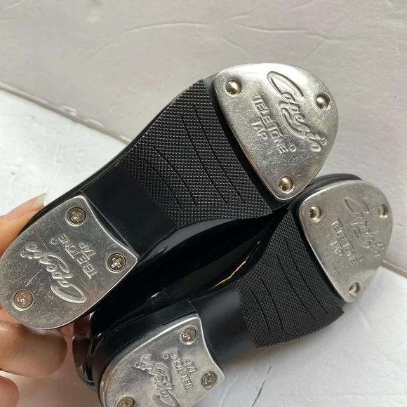 CAPEZIO JR. TYETTE TAP SHOES Size 7 - Picture 5 of 11